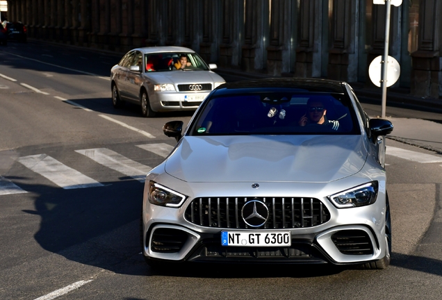 Mercedes-AMG GT 63 S X290