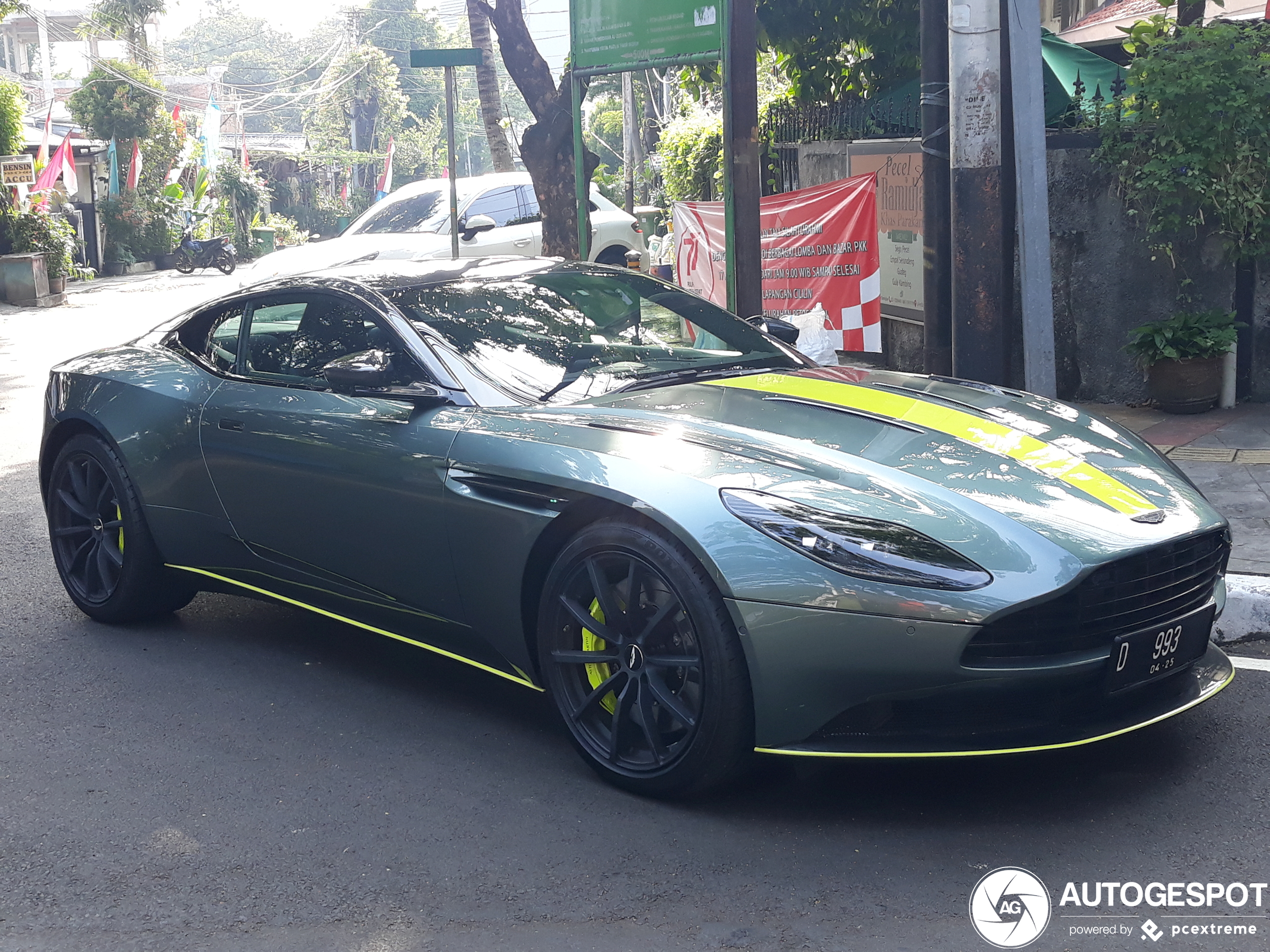 Aston Martin DB11 AMR Signature Edition