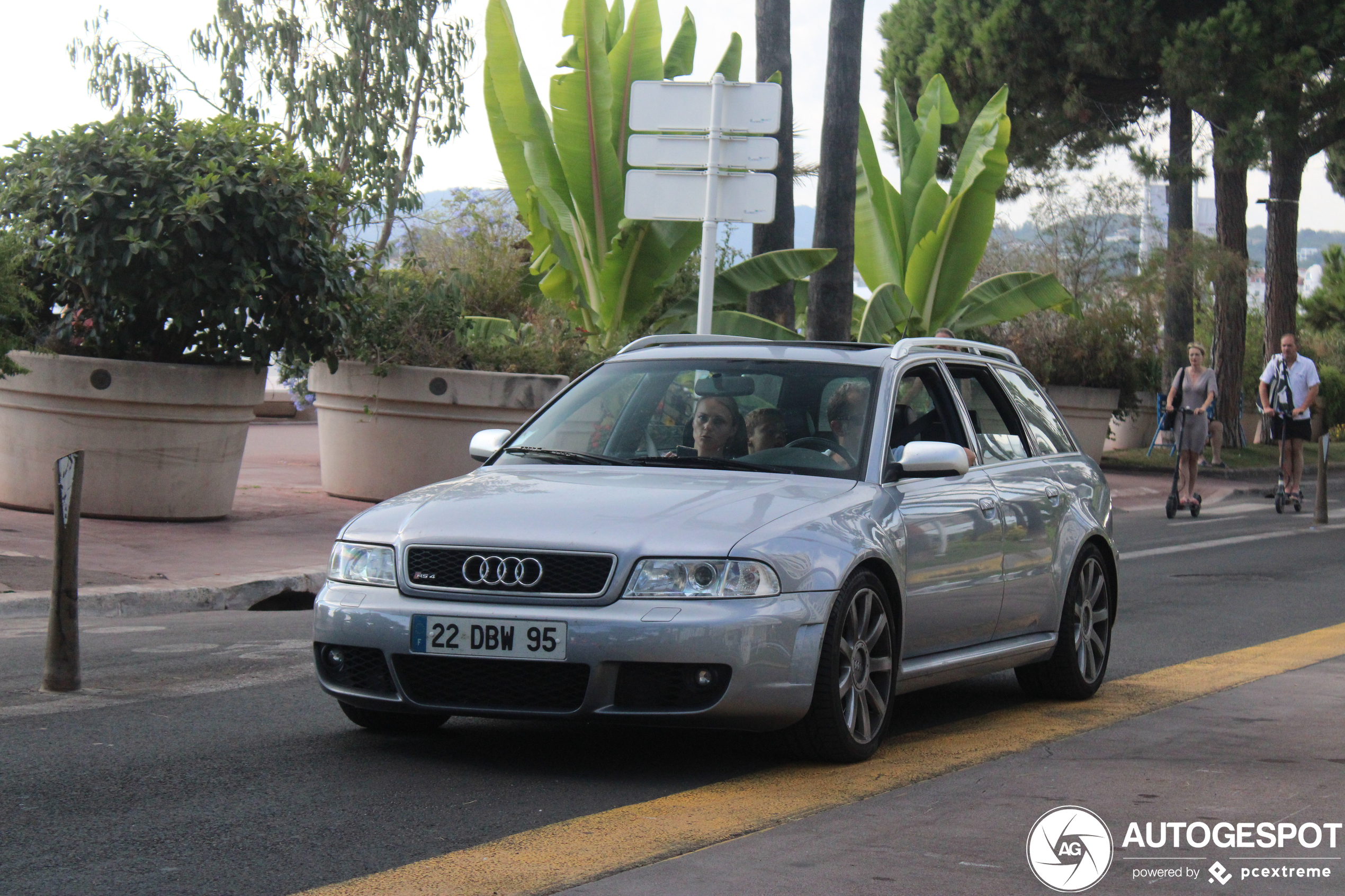 Audi RS4 Avant B5