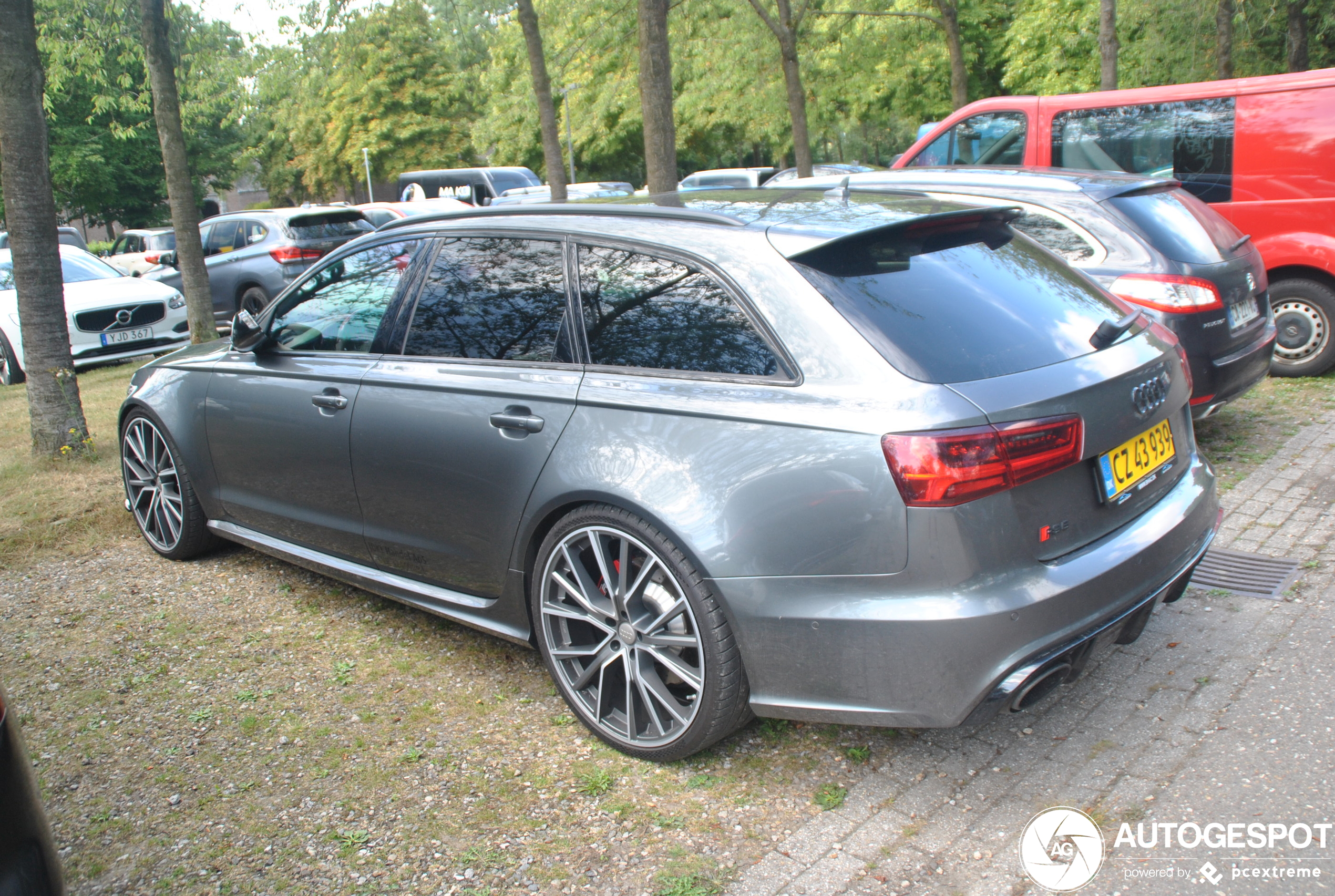 Audi RS6 Avant C7 2015