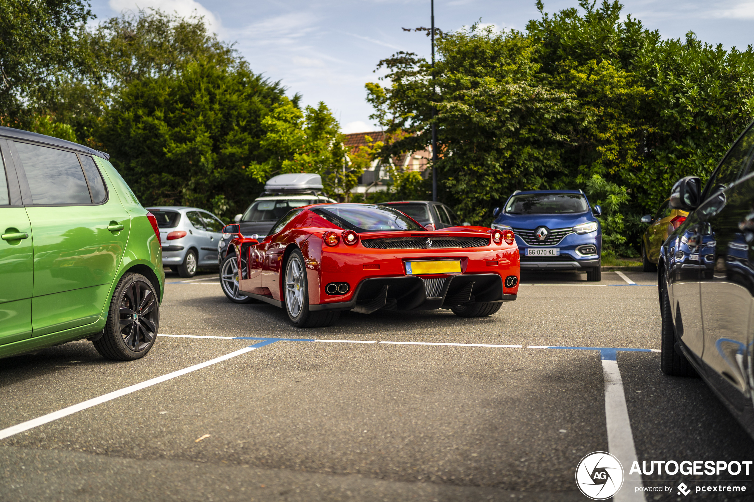 Enzo Ferrari maakt spottersdromen waar