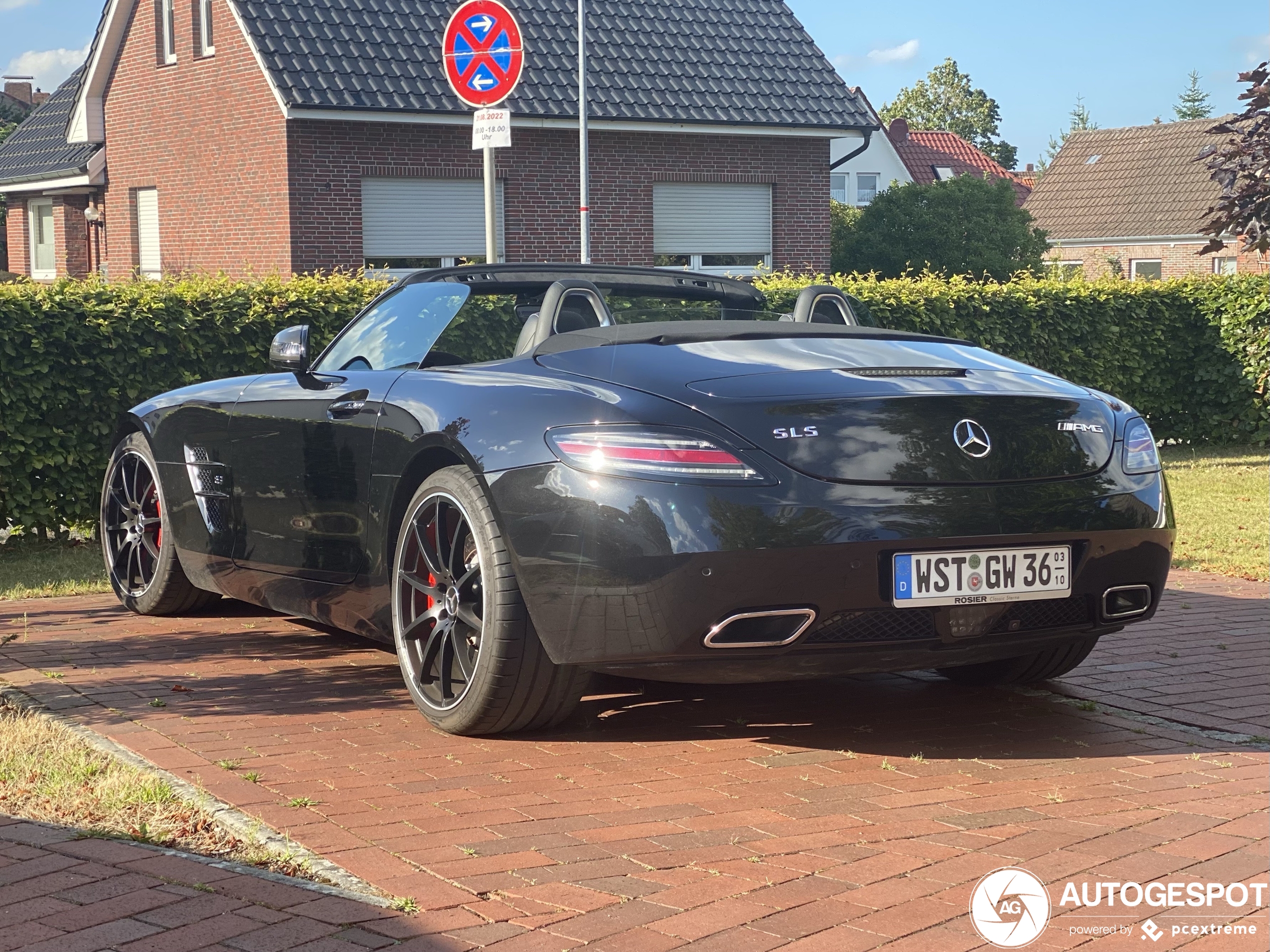 Mercedes-Benz SLS AMG Roadster