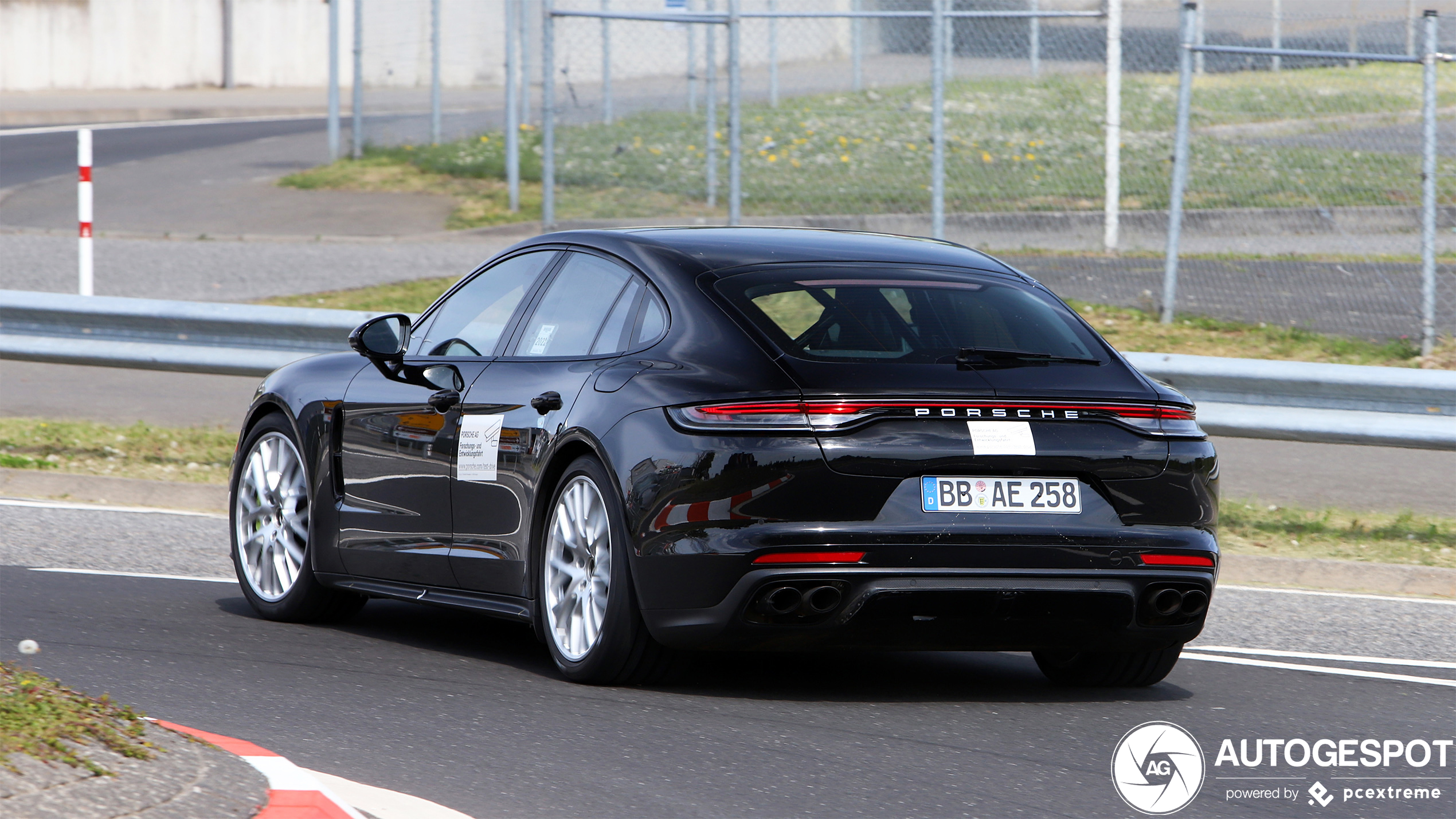 Porsche 971 Panamera Turbo S E-Hybrid MkII