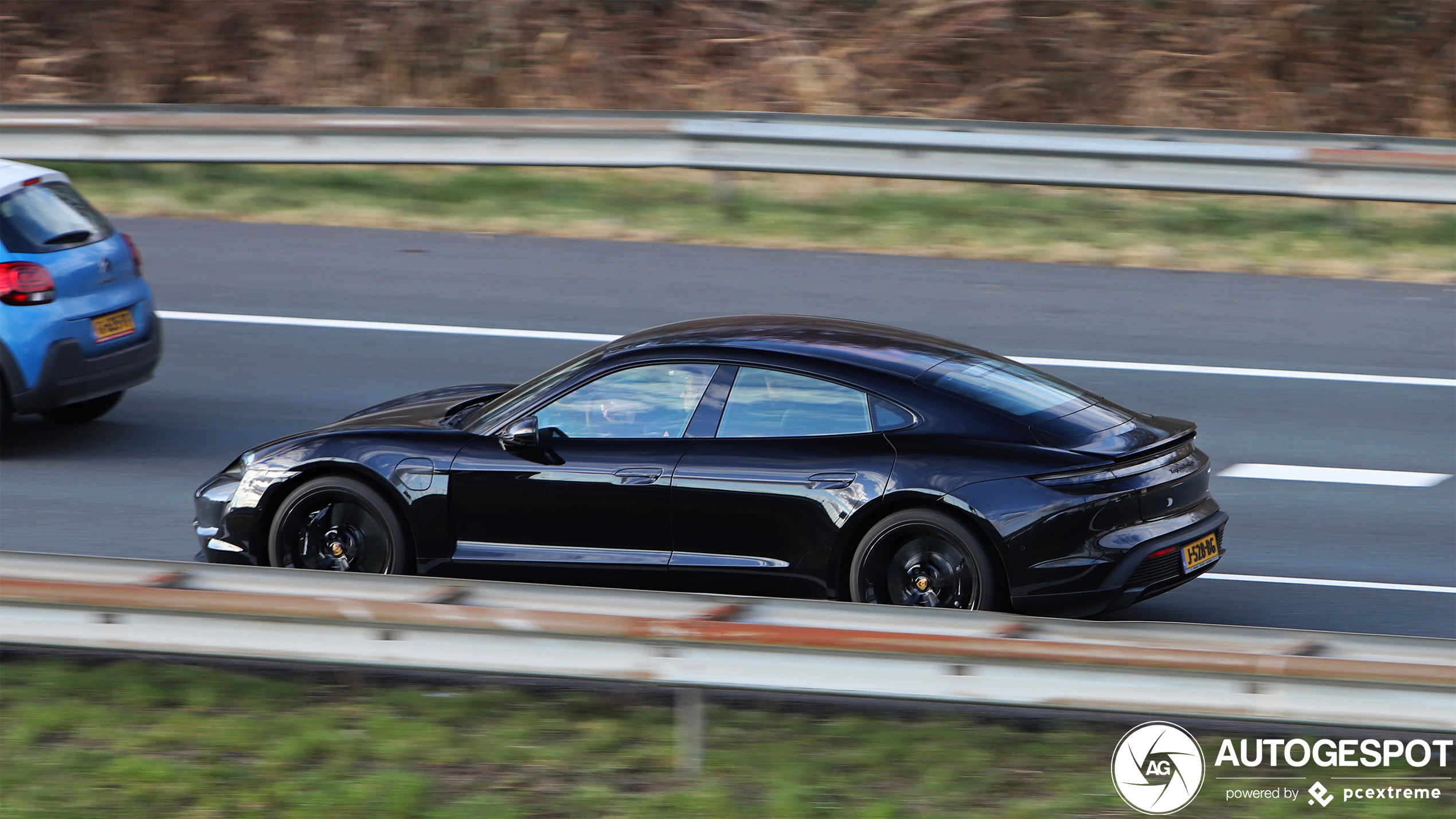 Porsche Taycan Turbo S