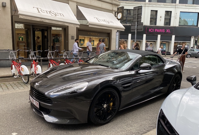 Aston Martin Vanquish Volante