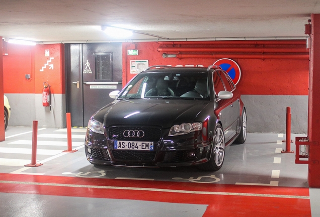 Audi RS4 Avant B7