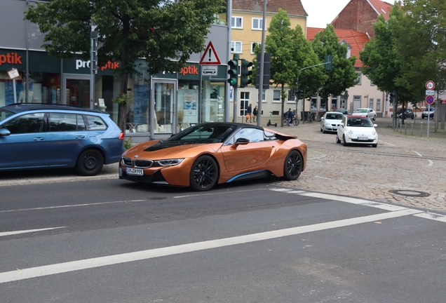 BMW i8 Roadster