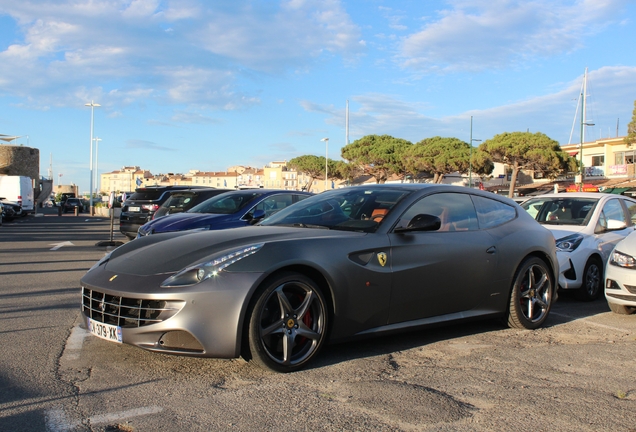 Ferrari FF