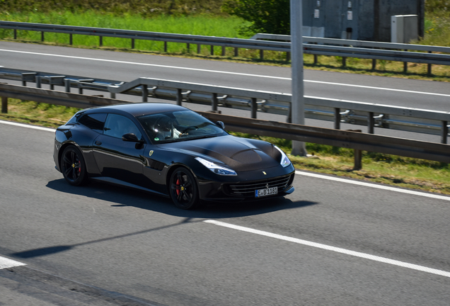 Ferrari GTC4Lusso