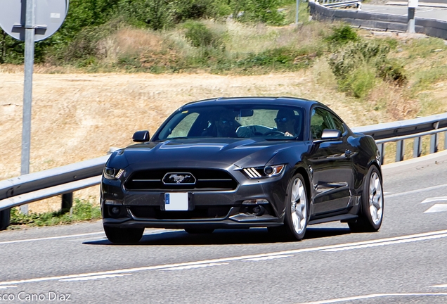 Ford Mustang GT 50th Anniversary Edition