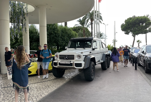 Mercedes-Benz G 63 AMG 6x6