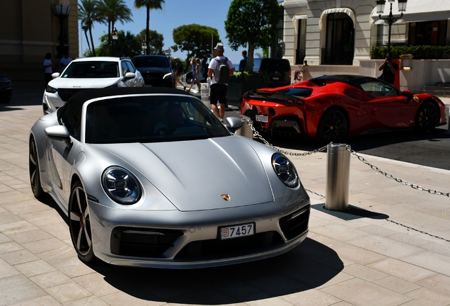 Porsche 992 Carrera 4S Cabriolet