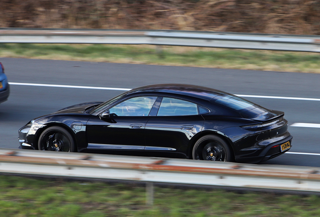 Porsche Taycan Turbo S