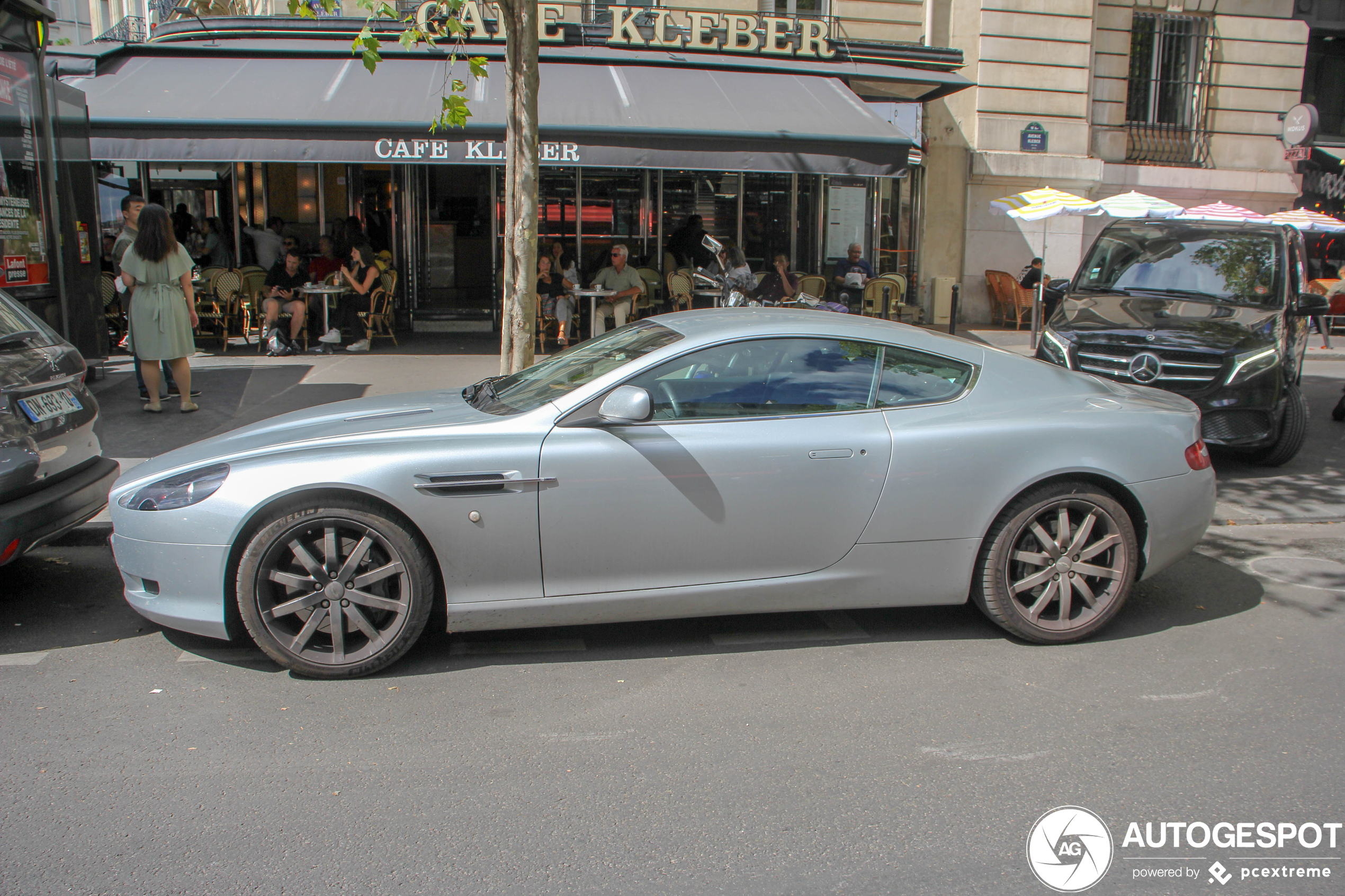 Aston Martin DB9