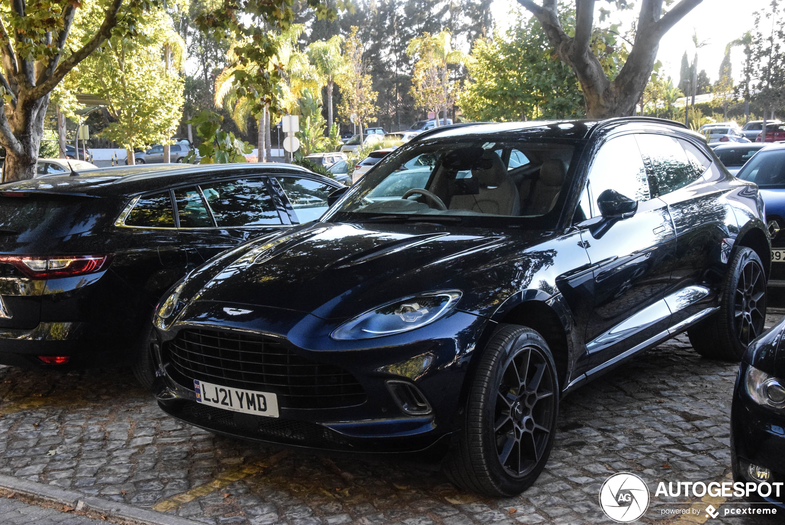 Aston Martin DBX