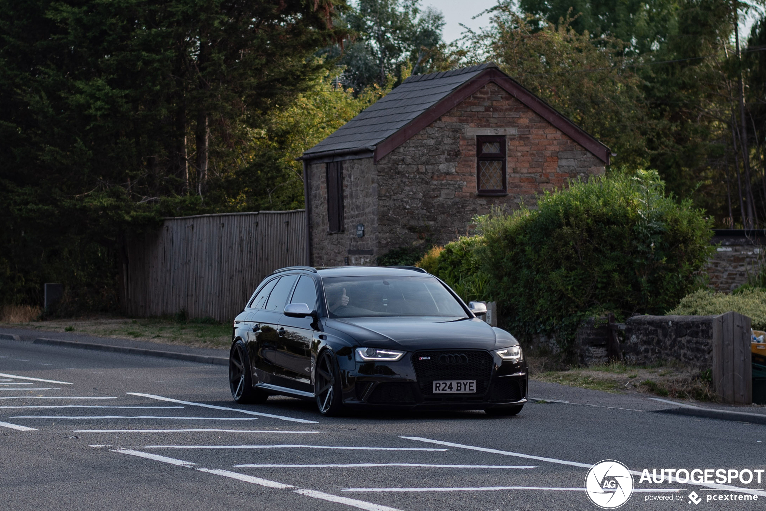 Audi RS4 Avant B8