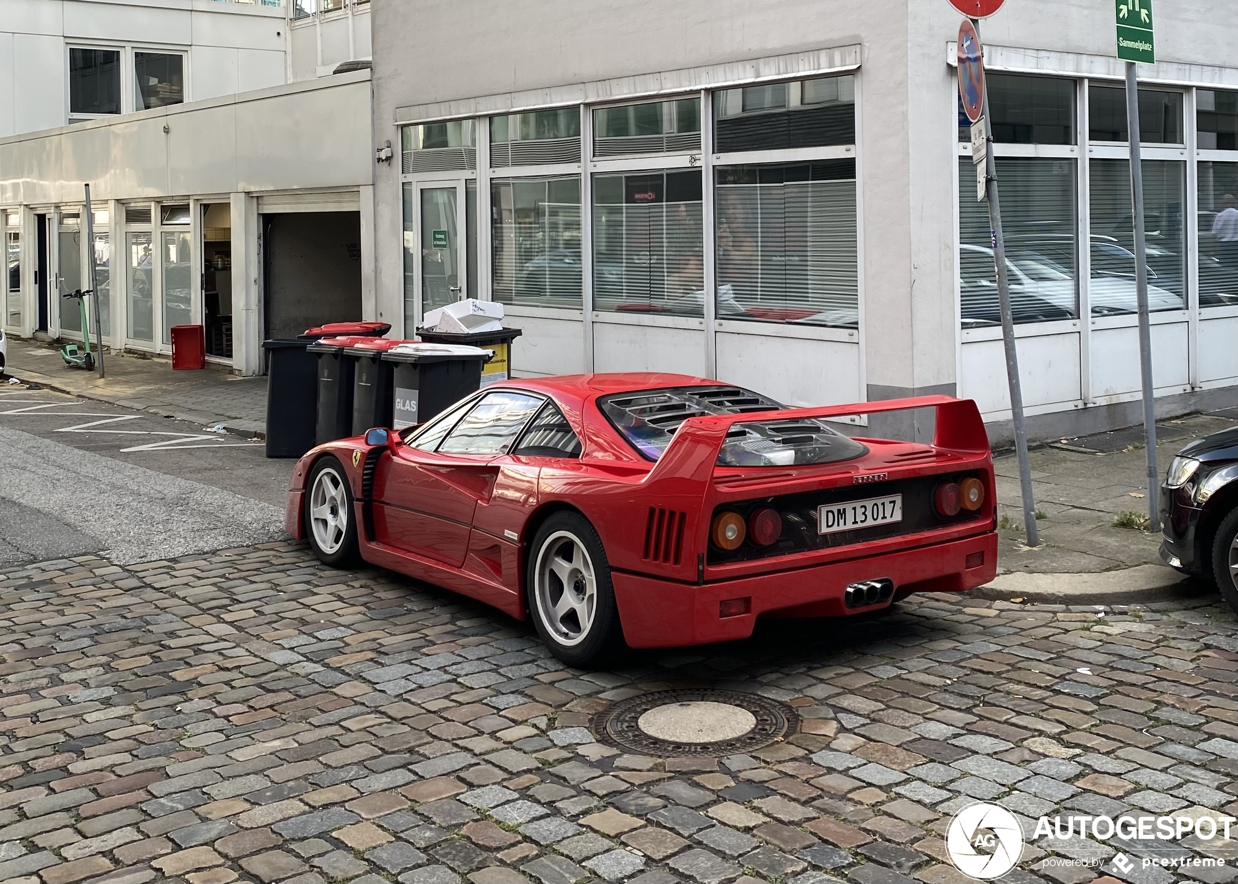 Ferrari F40