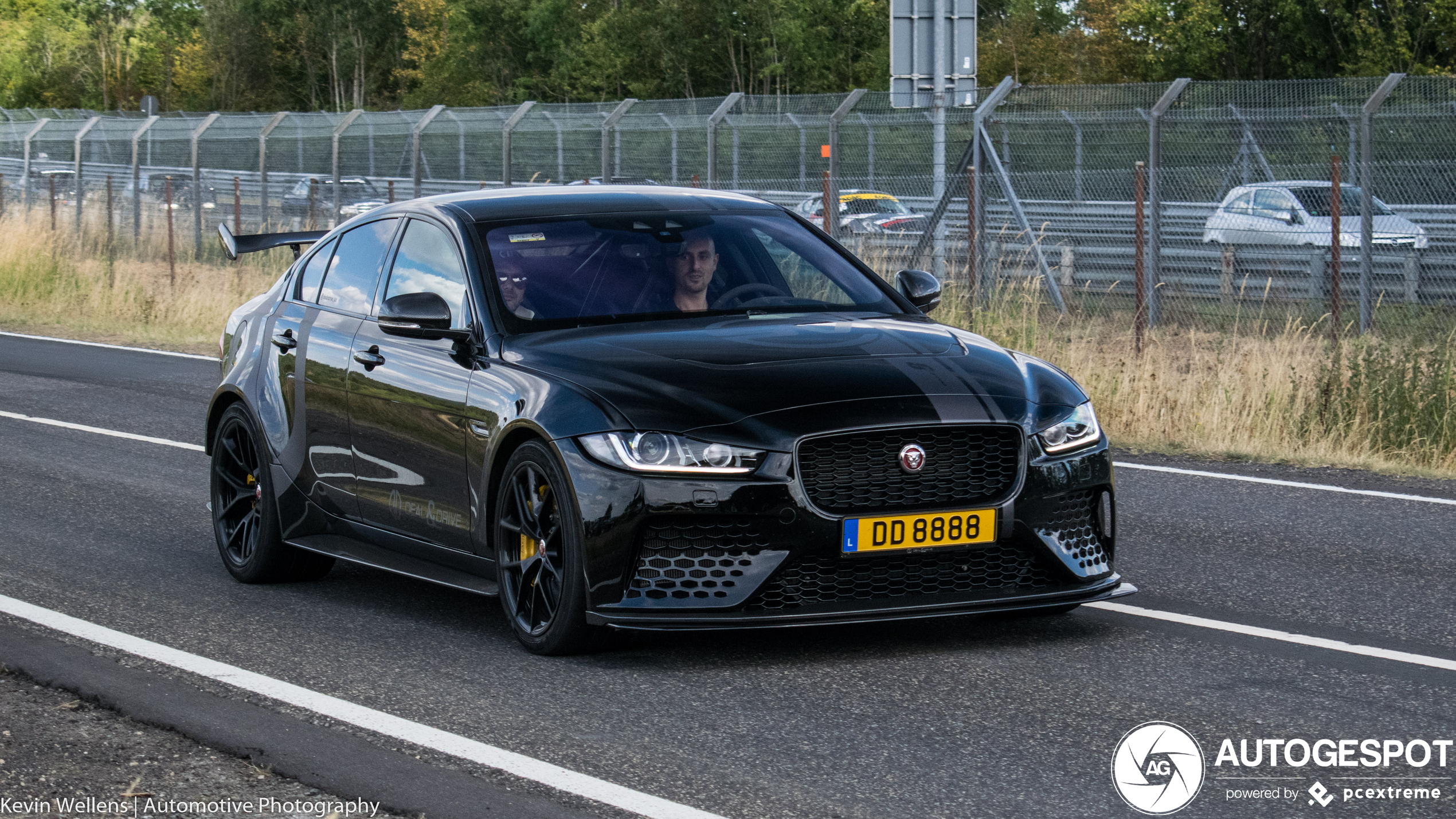 Jaguar XE SV Project 8