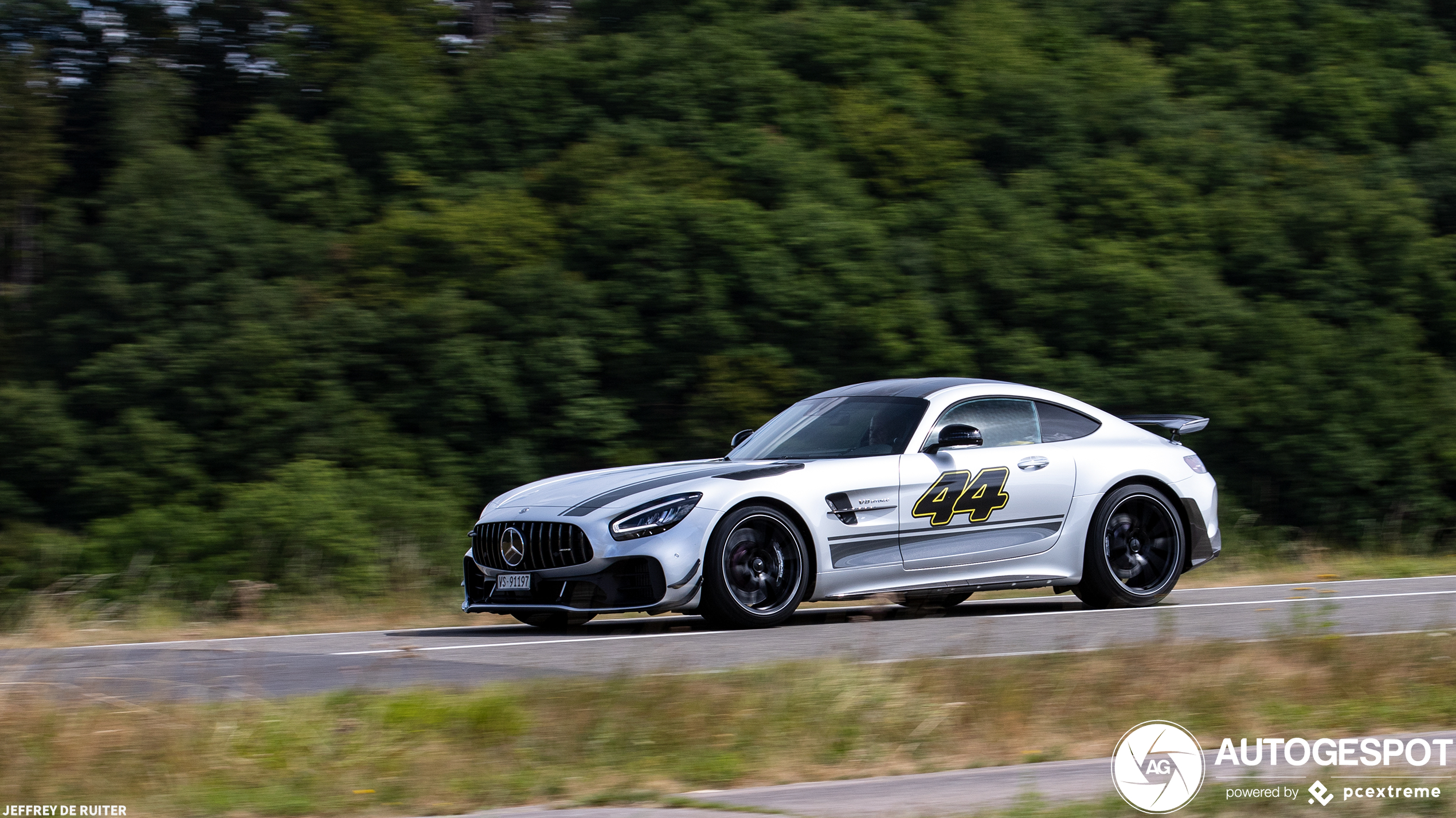 Mercedes-AMG GT R Pro C190