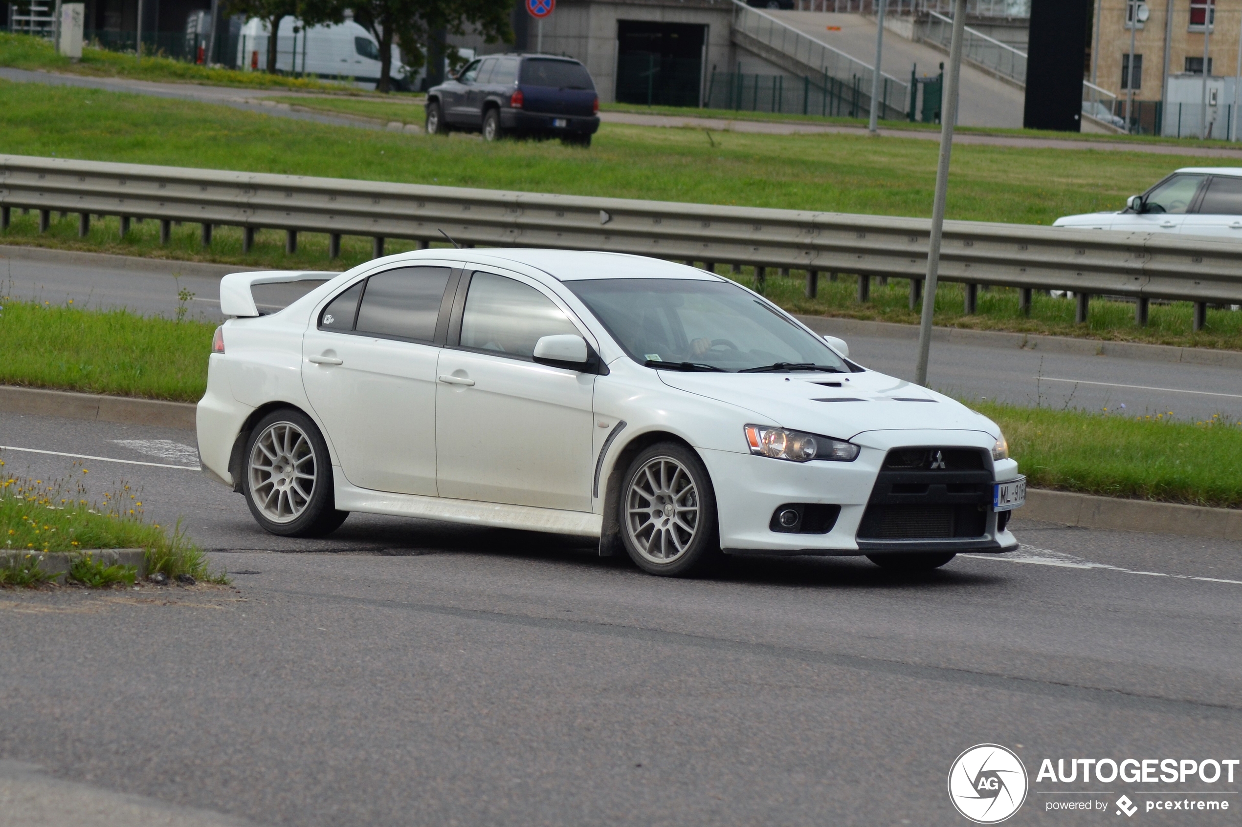 Mitsubishi Lancer Evolution X