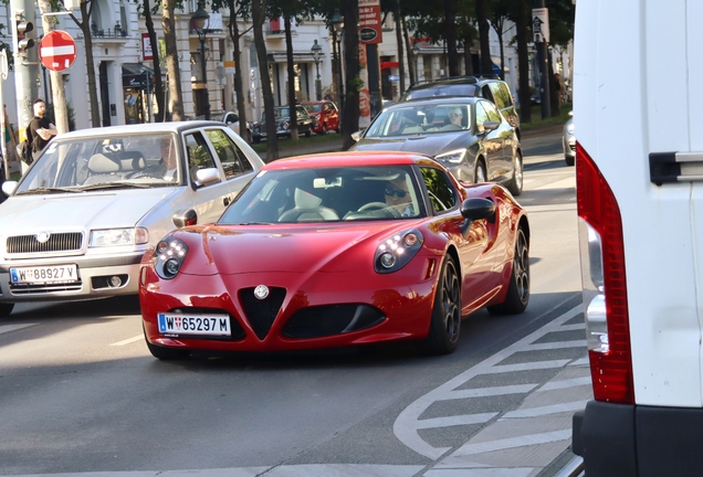 Alfa Romeo 4C Coupé