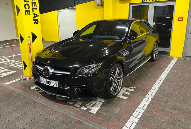 Mercedes-AMG E 63 S W213