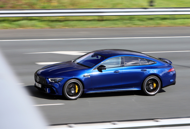 Mercedes-AMG GT 63 S X290