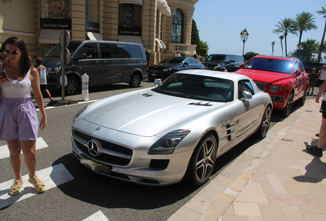 Mercedes-Benz SLS AMG