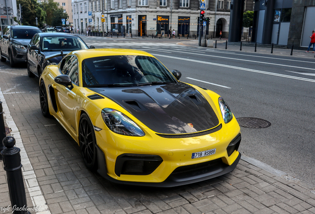 Porsche 718 Cayman GT4 RS Weissach Package