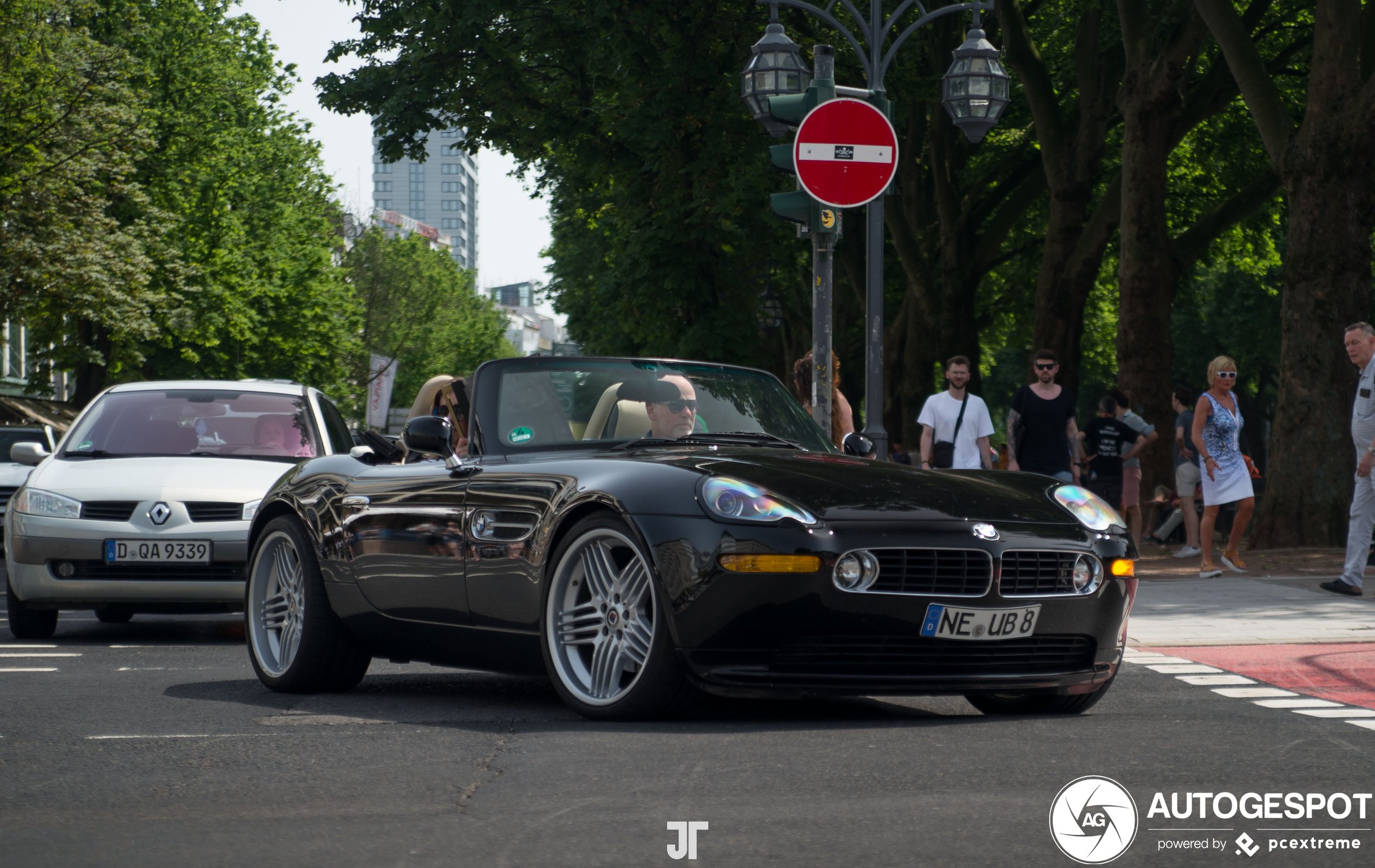 Alpina Roadster V8