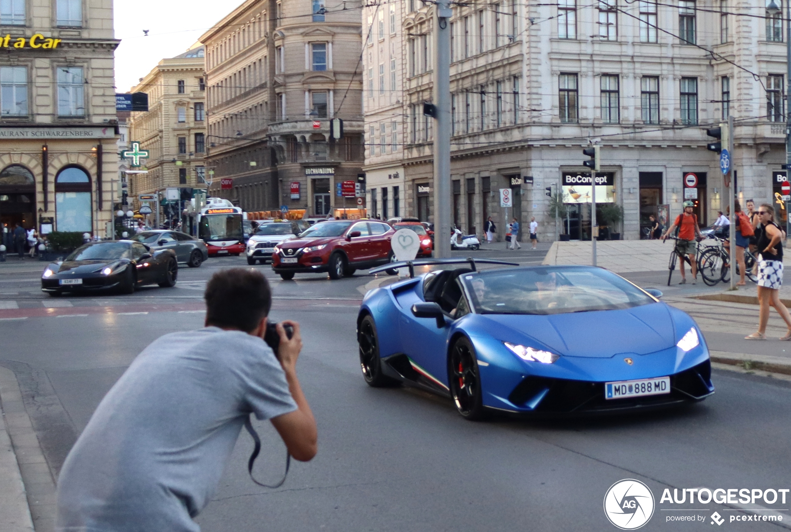 Lamborghini Huracán LP640-4 Performante Spyder