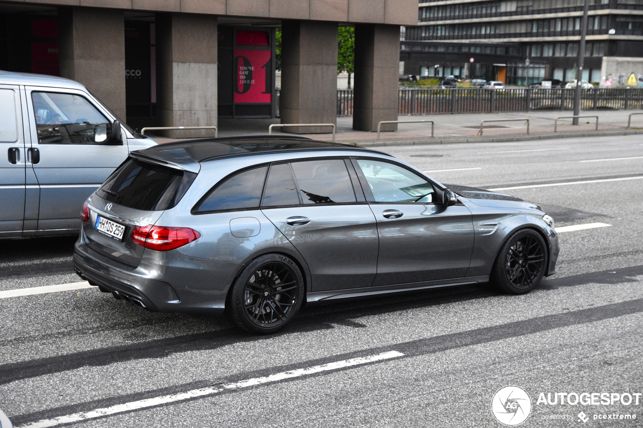 Mercedes-AMG C 63 Estate S205