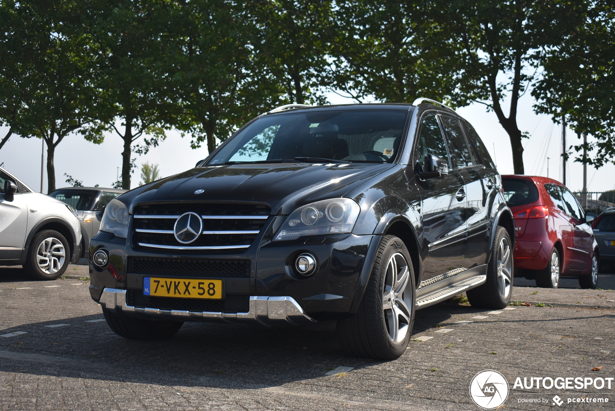 Mercedes-Benz ML 63 AMG 10th Anniversary