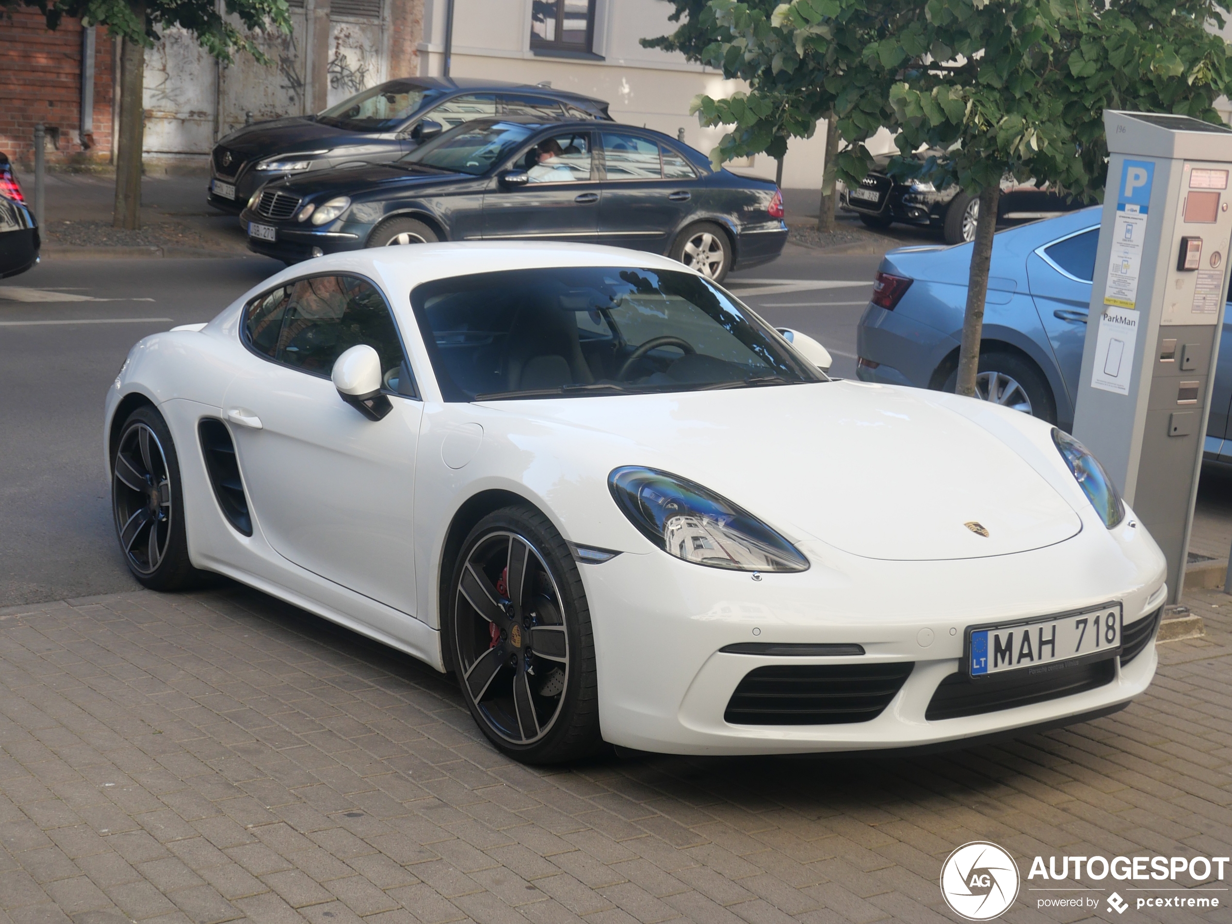 Porsche 718 Cayman S