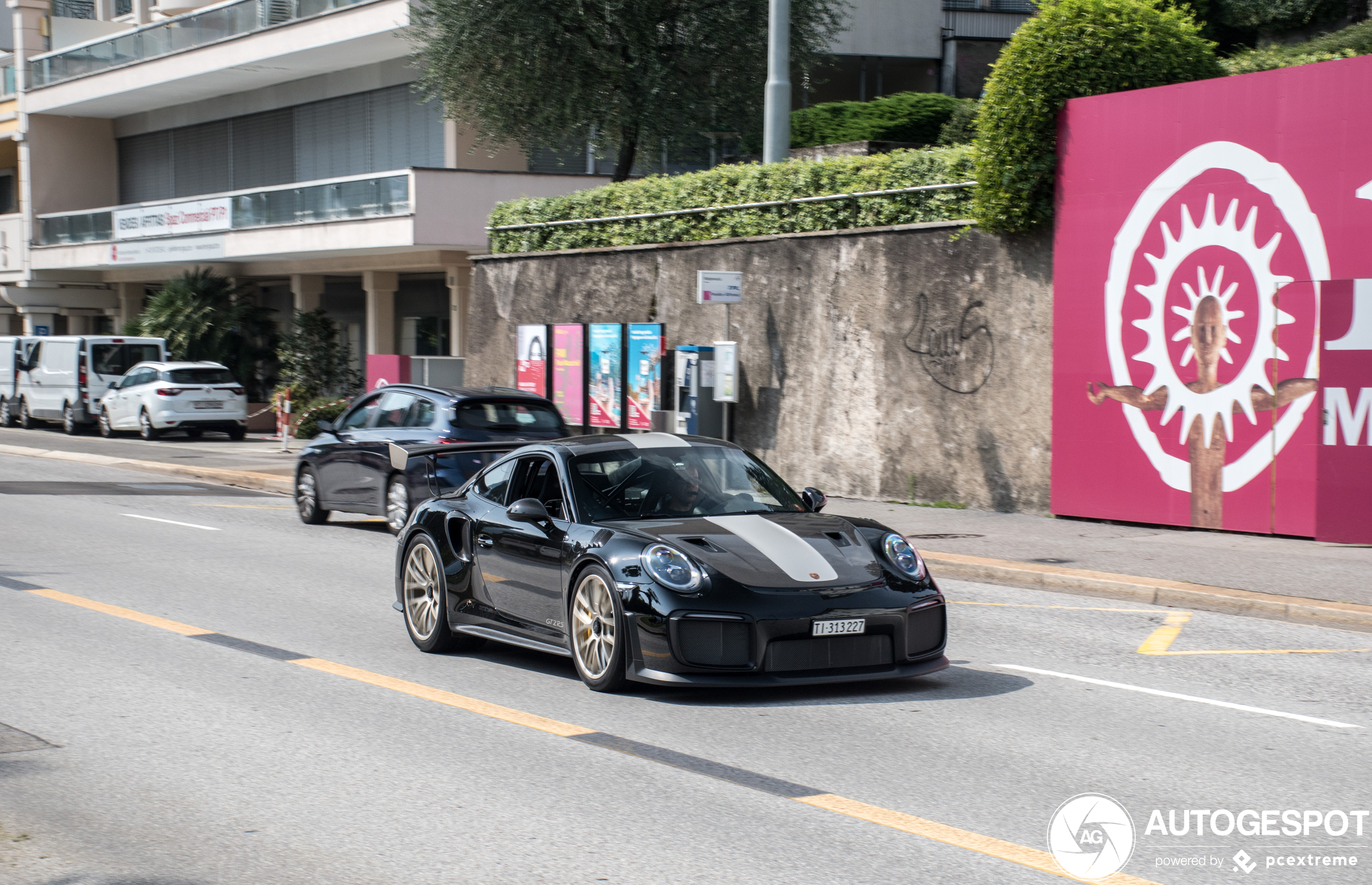 Porsche 991 GT2 RS Weissach Package