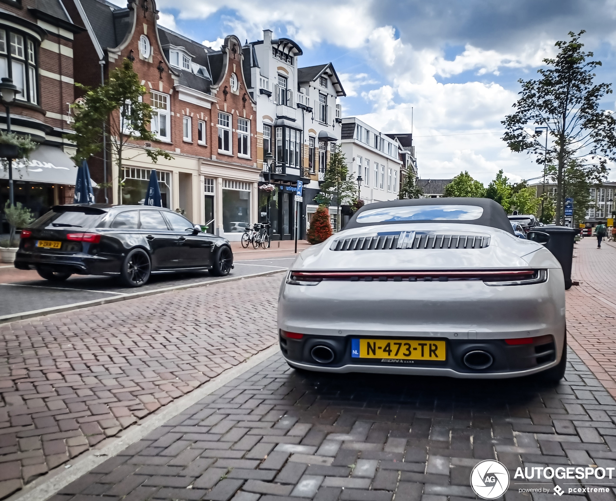 Porsche 992 Carrera 4S Cabriolet