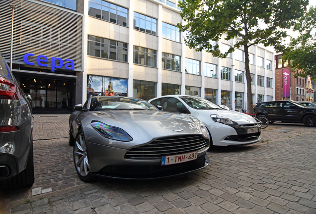 Aston Martin DB11 V8