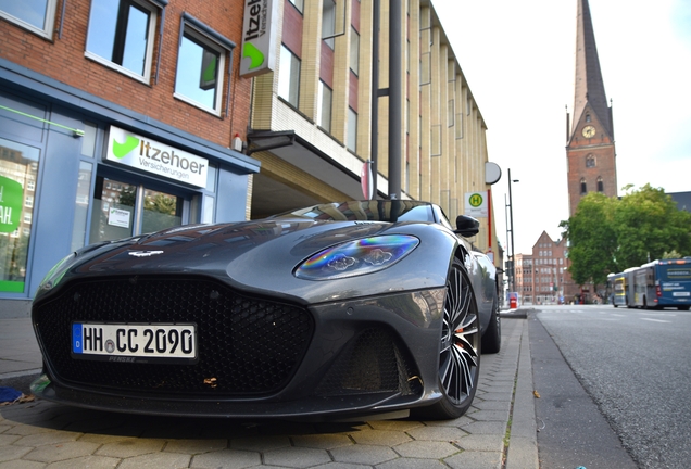 Aston Martin DBS Superleggera Volante