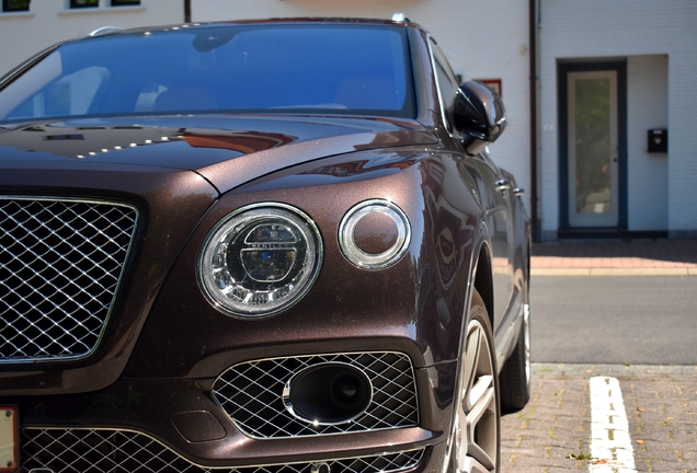 Bentley Bentayga V8