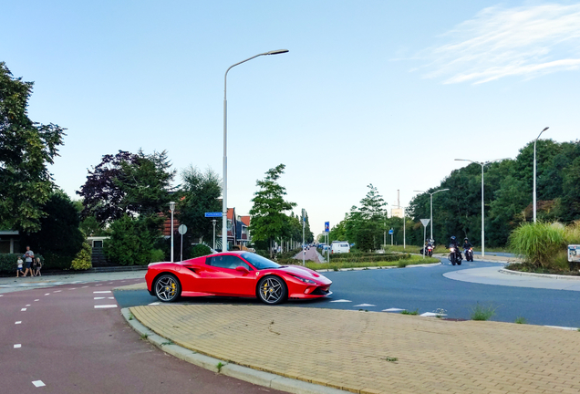 Ferrari F8 Spider