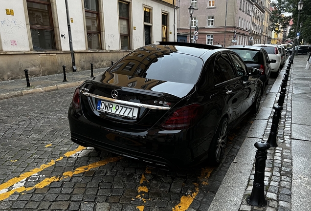 Mercedes-AMG C 63 S W205