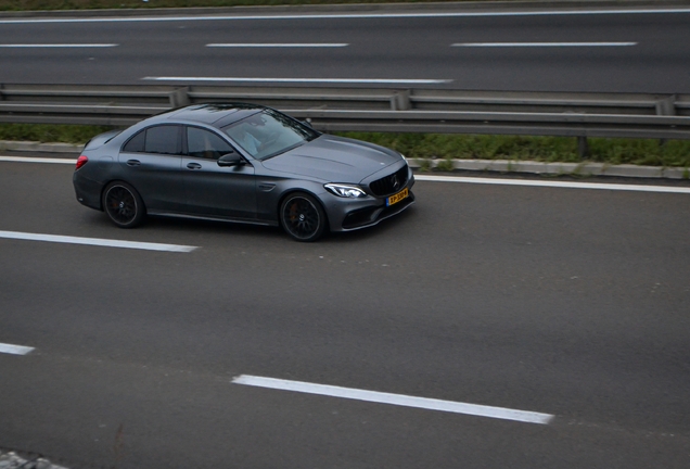 Mercedes-AMG C 63 S W205