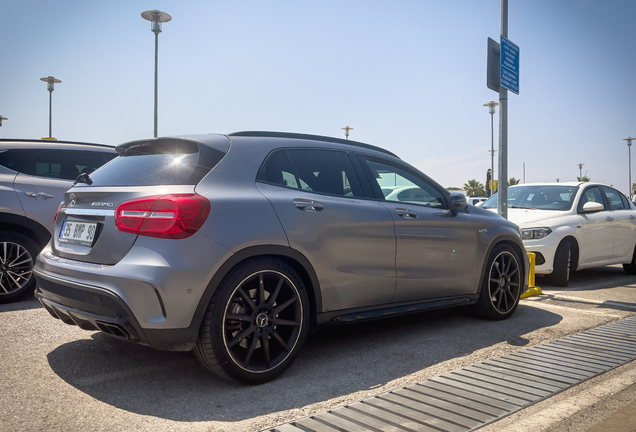 Mercedes-Benz GLA 45 AMG X156