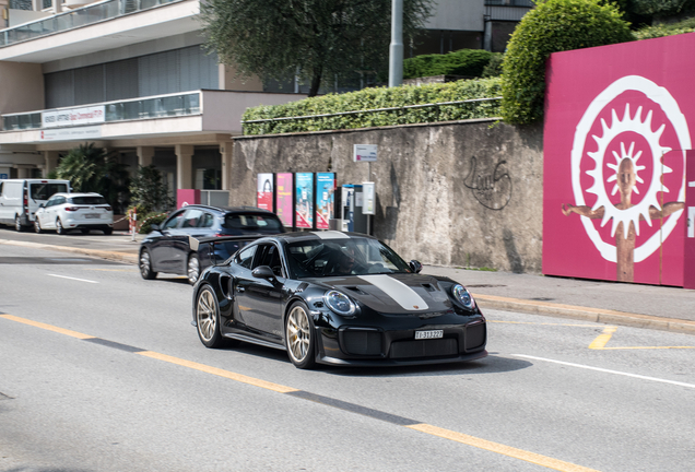 Porsche 991 GT2 RS Weissach Package