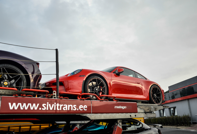 Porsche 992 GT3 Touring