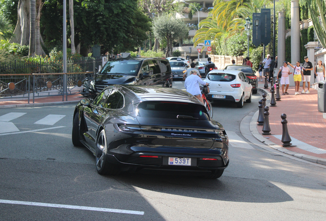 Porsche Taycan Turbo Sport Turismo