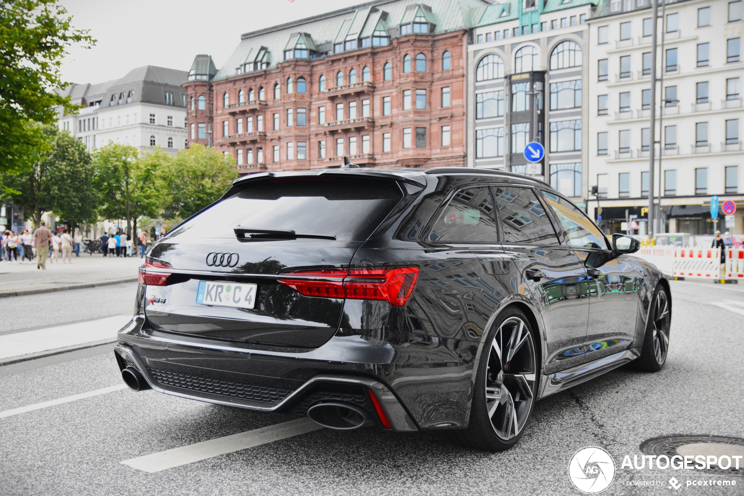 Audi RS6 Avant C8