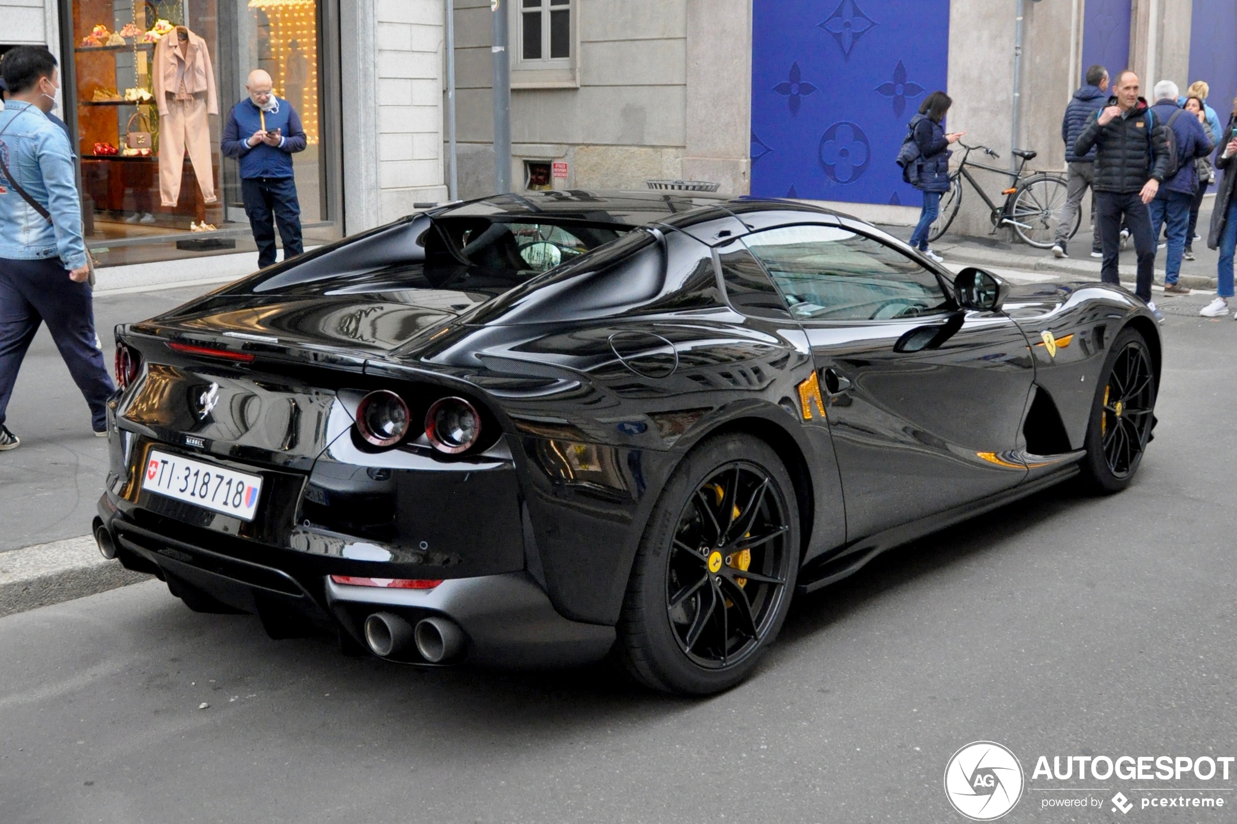 Ferrari 812 GTS