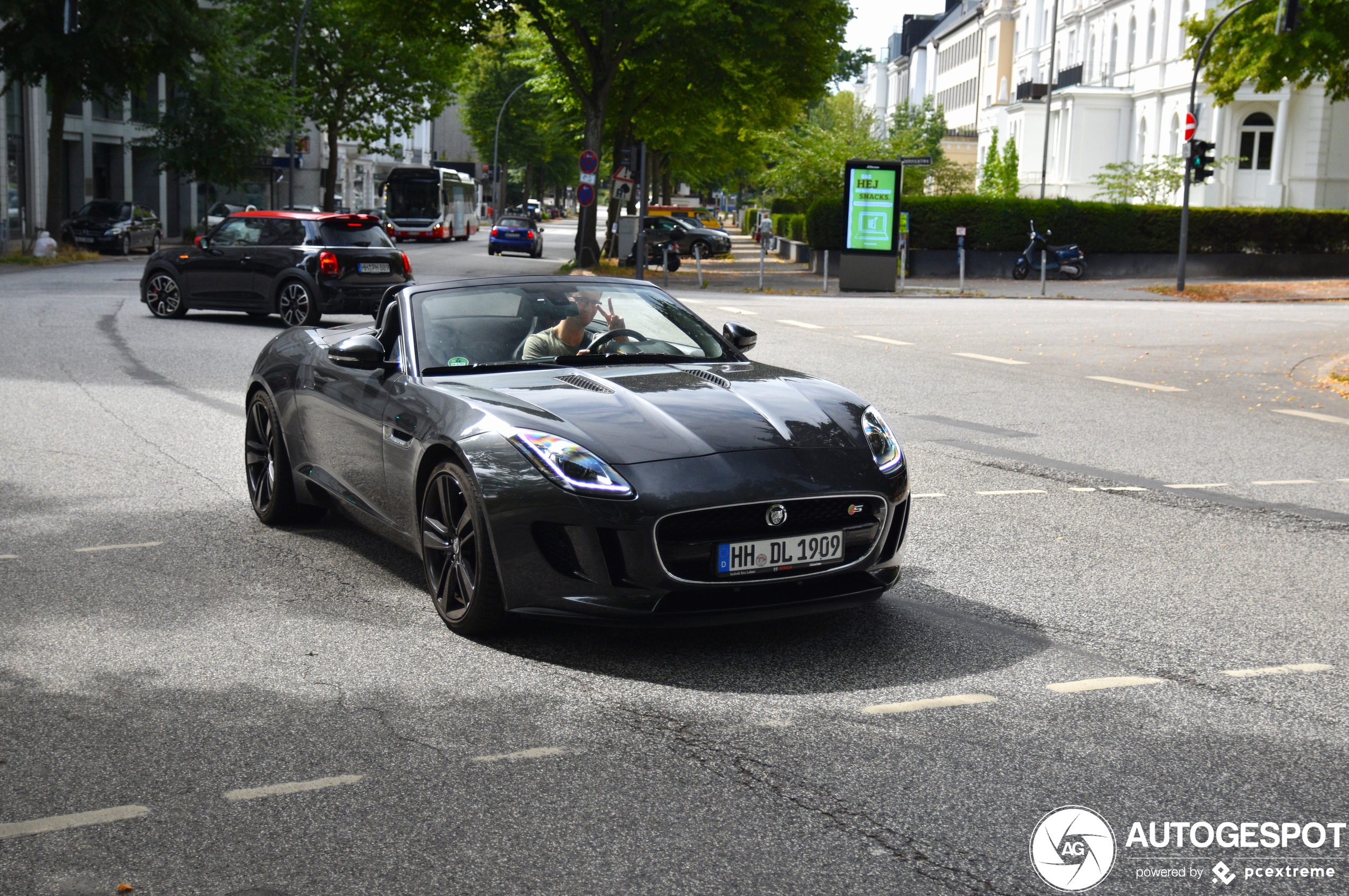 Jaguar F-TYPE S Convertible