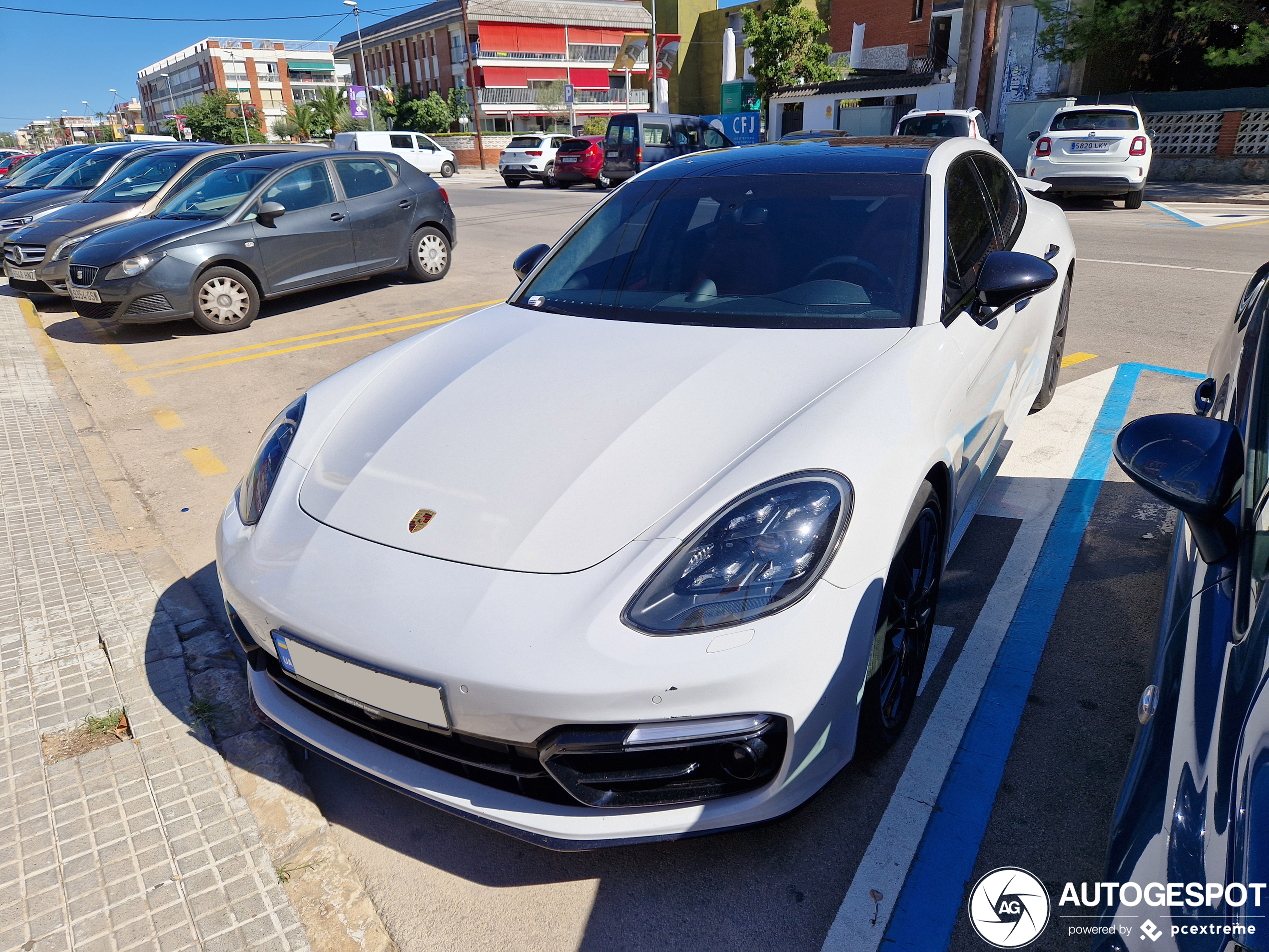 Porsche 971 Panamera Turbo